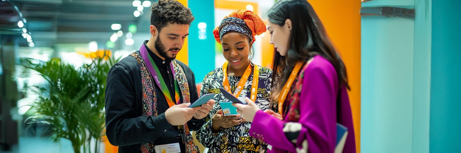 Break Language Barriers with s͛Card: The Digital Business Card Built for Global Connections
